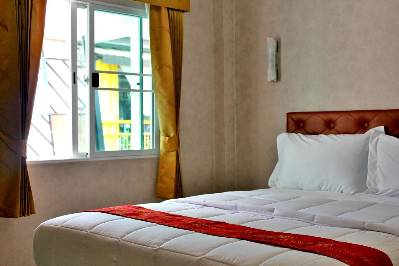 Everest Boutique Hotel Bangkok Bagian luar foto