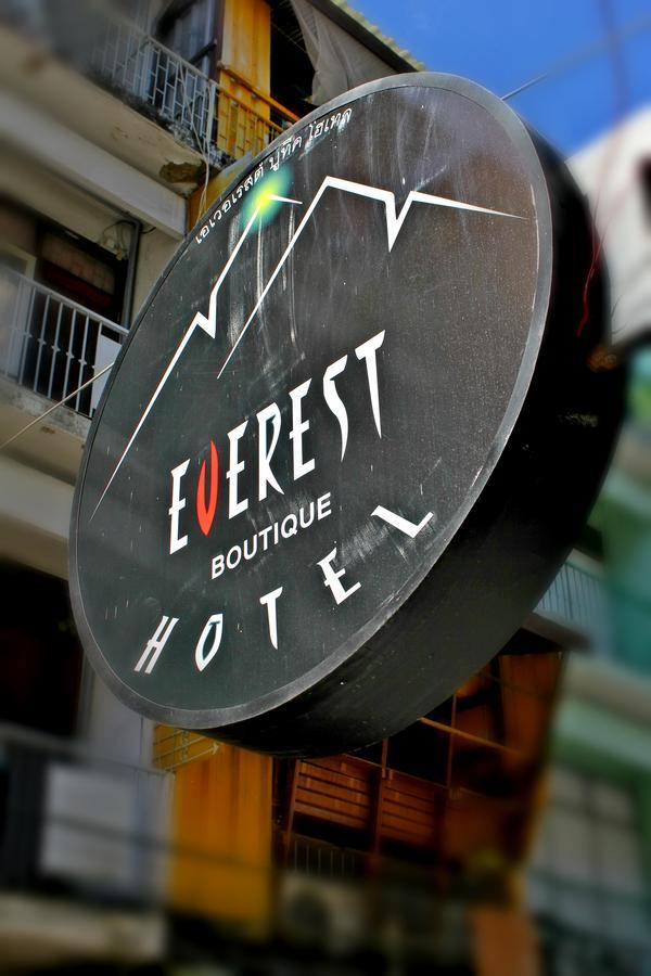 Everest Boutique Hotel Bangkok Bagian luar foto